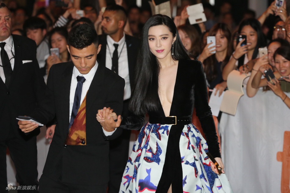 Pham Bang Bang tren tham do LHP Toronto anh 1