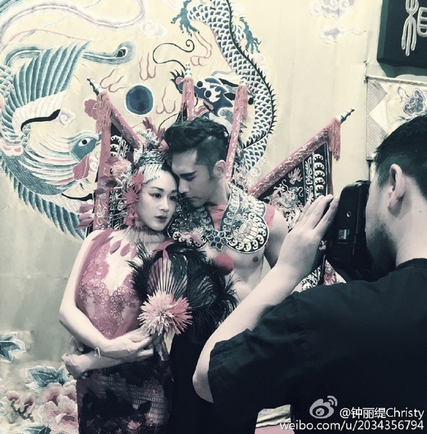 Chung Le De dam cuoi anh 2