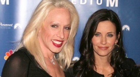 Dien vien phim 'Friends' qua doi o tuoi 47 hinh anh