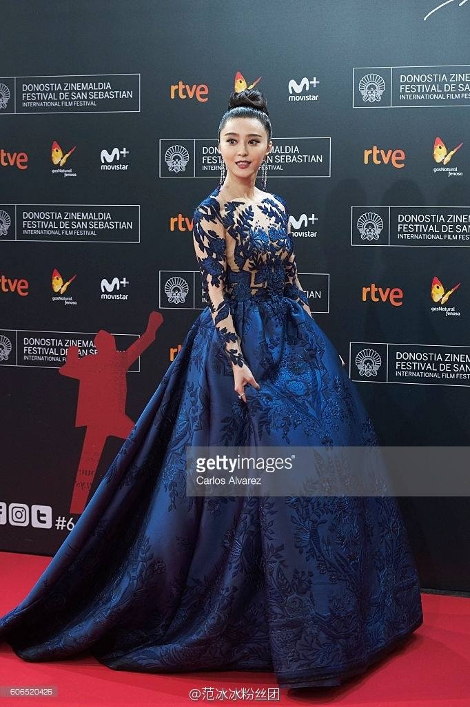 Pham Bang Bang tren tham do quoc te anh 3