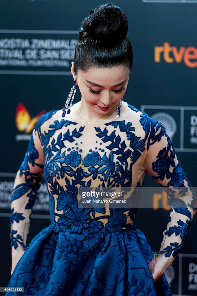 Pham Bang Bang tren tham do quoc te anh 2