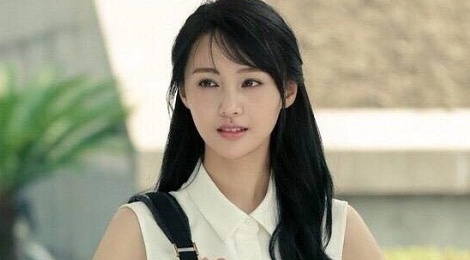 Nha hang cua dien vien 9X Trung Quoc bi dap pha vi gia dat hinh anh