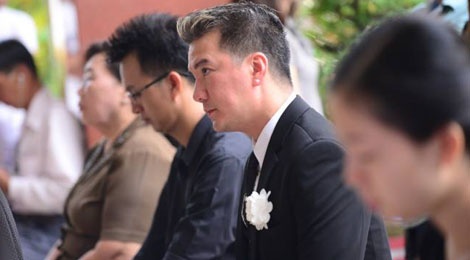 Sao Viet dua tien Minh Thuan lan cuoi hinh anh