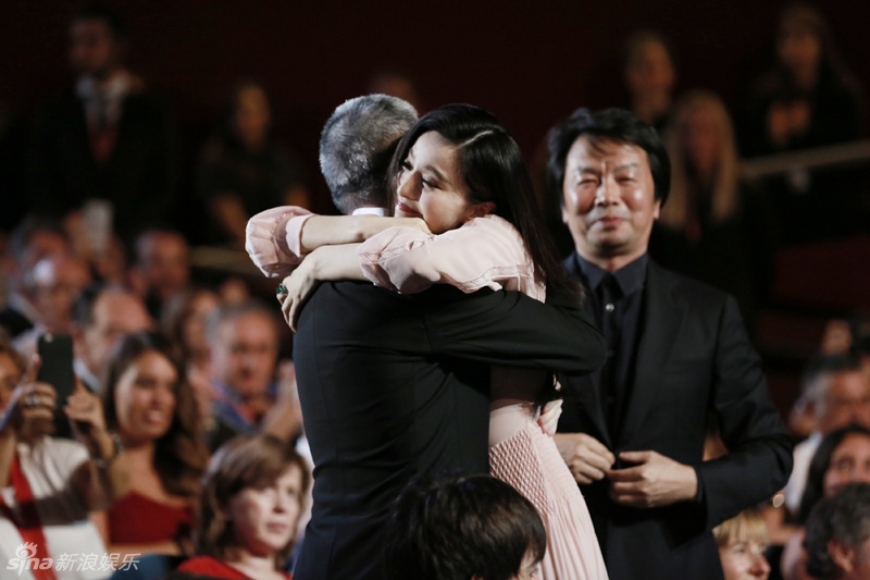 Phạm Băng Băng nhận giải nhờ phim có cảnh nóng ảnh 3 Pham Bang Bang nhan giai nho phim co canh nong anh 3