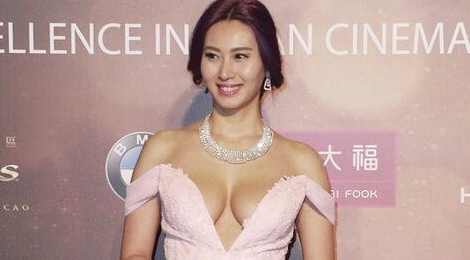 A hau Hong Kong bo viec vi bi ep dong canh nong hinh anh