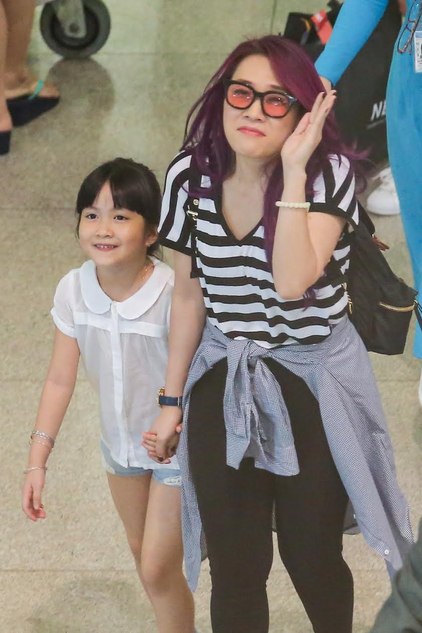 My Tam bi bua vay tai san bay anh 2