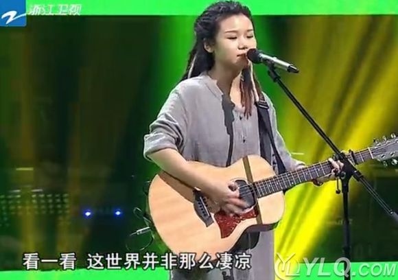 Ca sĩ Trung Quốc bị túm tóc đánh giữa phố ảnh 3 Ca si Trung Quoc bi tum toc danh giua pho anh 3