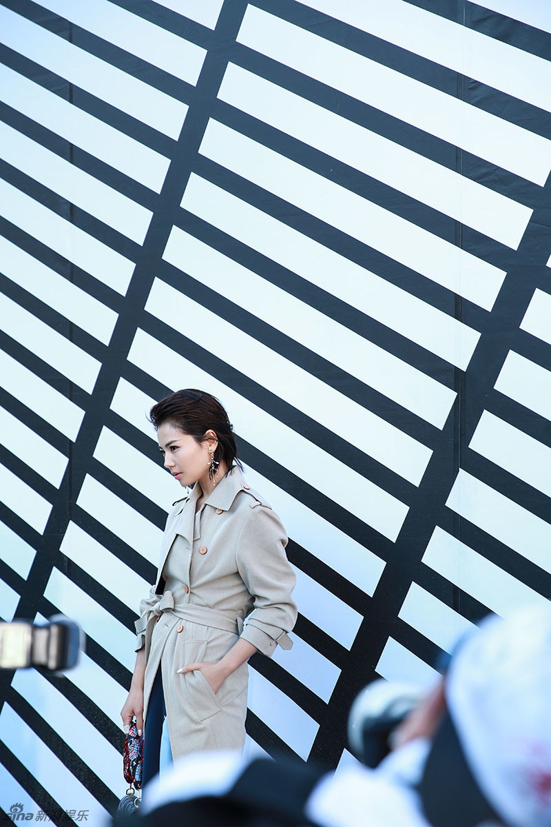 Sao Hoa ngu tai Tuan le thoi trang anh 5