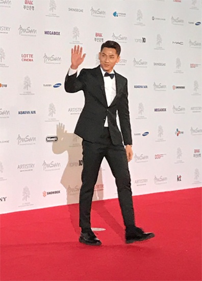 LHP Quoc te Busan bi tay chay anh 1