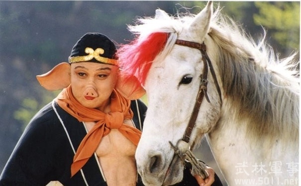'Tru Bat Gioi' Ma Duc Hoa: Sao hang 3 song giau co nho con hinh anh