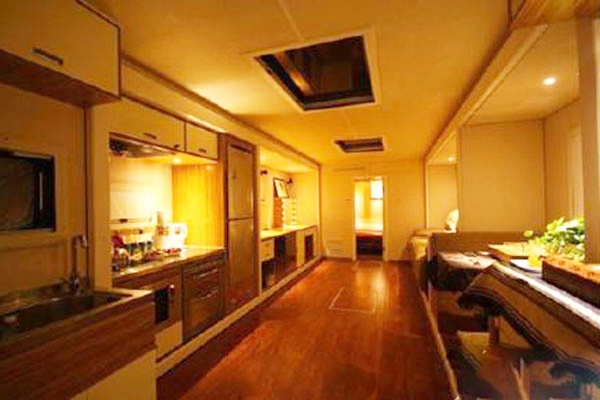 Xe sang nhu khach san tai phim truong cua Chau Tan anh 2