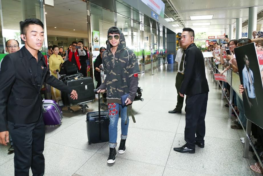 Noo Phuoc Thinh ve nuoc anh 5