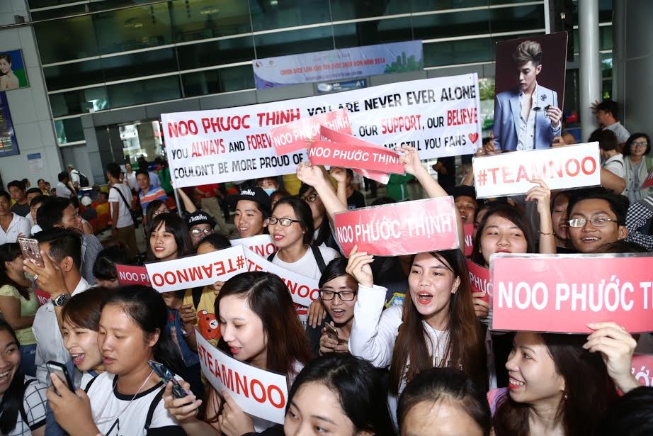 Noo Phuoc Thinh ve nuoc anh 10