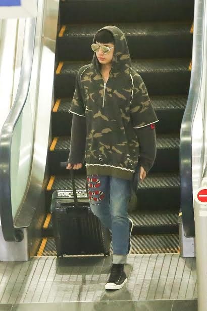 Noo Phuoc Thinh ve nuoc anh 1