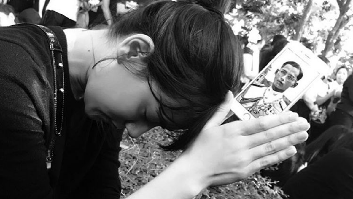 Nghe si Thai Lan quy truoc cua cung dien de tien biet vua hinh anh