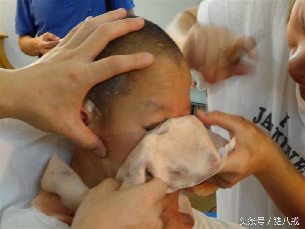 Cat Hanh Vu hoa than Ton Ngo Khong anh 4