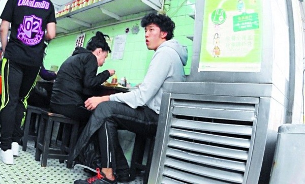 Con trai thừa kế tài sản Châu Nhuận Phát ảnh 2 Con trai thua ke tai san Chau Nhuan Phat anh 2