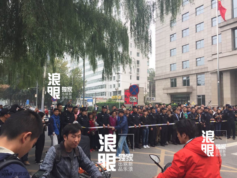 Vuong Bao Cuong ly hon anh 9