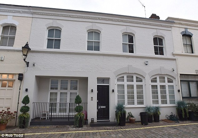 Lindsay Lohan đối diện nguy cơ phá sản ảnh 1 Lindsay Lohan doi dien nguy co pha san anh 1