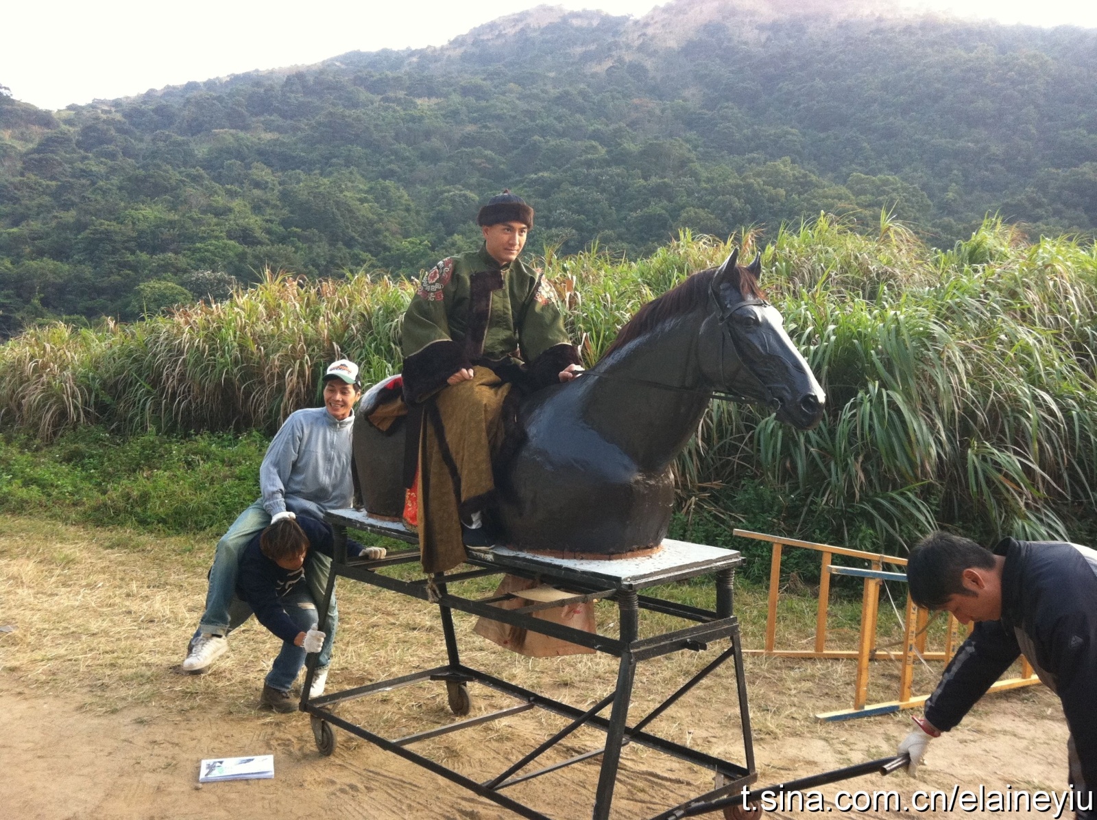 Hau truong phim Trung Quoc anh 4