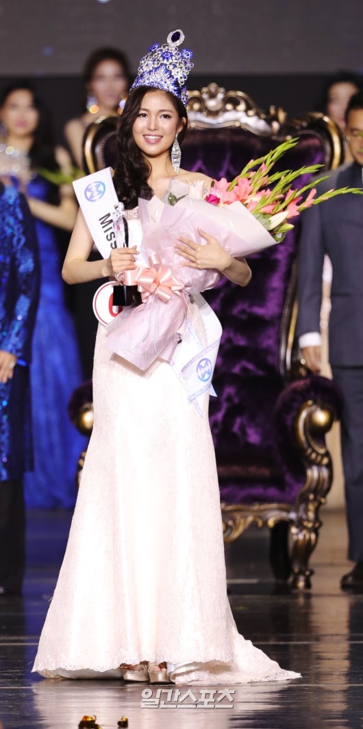 Ngoc Trinh tham gia Hoa hau Han Quoc anh 7