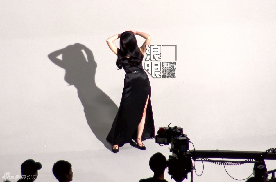 Angelababy đóng thế khi quay quảng cáo ảnh 1 Angelababy dong the khi quay quang cao anh 1