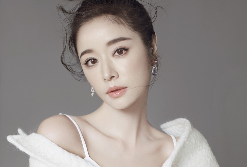 Lam Tam Nhu khac la sau khi photoshop qua da hinh anh