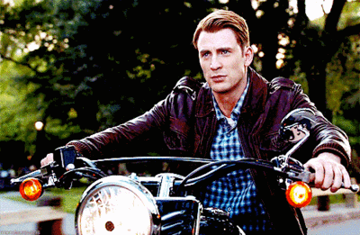 Nhung loi kho tin trong cac bom tan anh hung Hollywood hinh anh