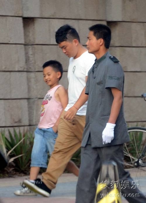 Bi mat showbiz Hoa ngu anh 5