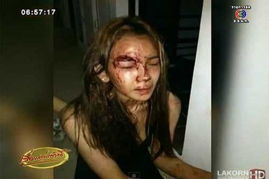 Diễn viên Thái suýt bị cưỡng hiếp ảnh 2 Dien vien Thai suyt bi cuong hiep anh 2