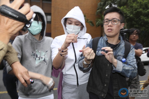 Lý Nghiên Cảnh hành hung tài xế ảnh 1 Ly Nghien Canh hanh hung tai xe anh 1