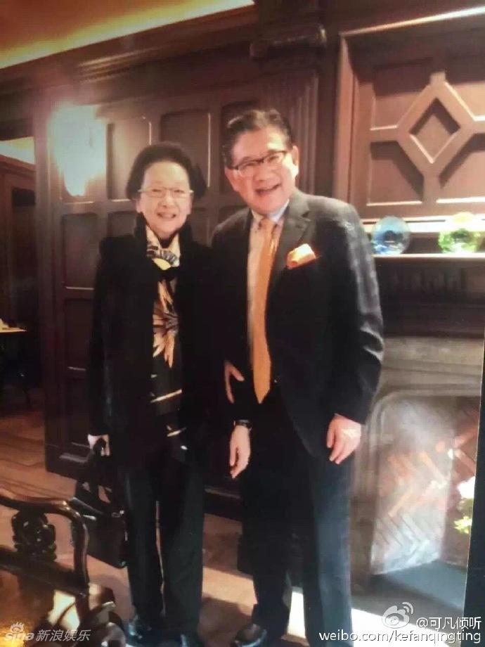 Nguyen mau Tieu Long Nu qua doi anh 3