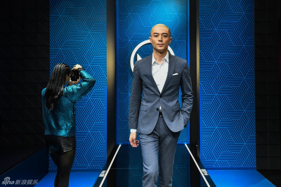 Hoac Kien Hoa ra mat tuong sap anh 1