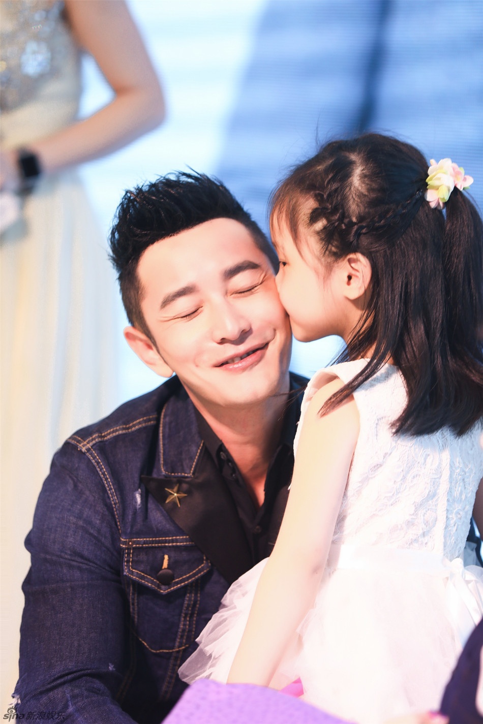 Angelababy mang thai den mung sinh nhat chong anh 7