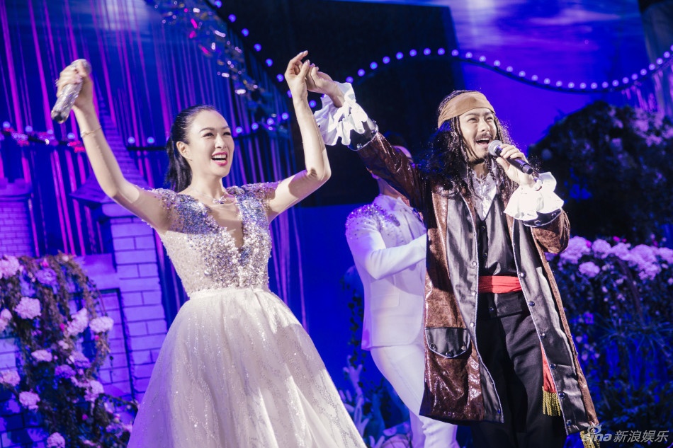 Dam cuoi Chung Le De va Truong Luan Thac anh 4