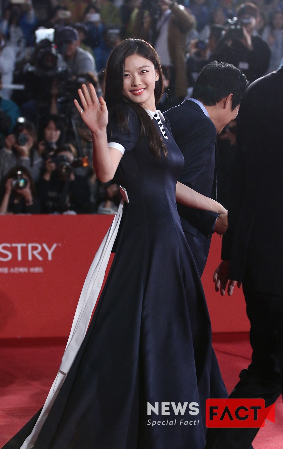 Gu thoi trang truong thanh cua my nhan nhi xu Han anh 6