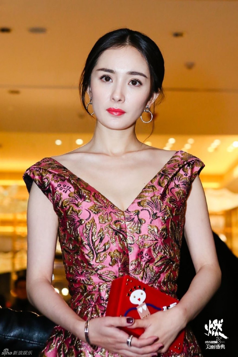 Duong Mich it cuoi sau be boi chong ngoai tinh anh 3