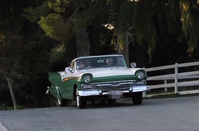 Hoang Kieu yeu Ngoc Trinh anh 1