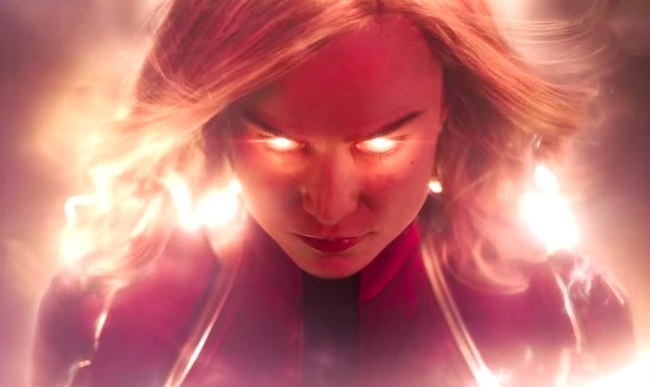Dao dien ‘Avengers’ lo ngai chuyen Captain Marvel manh hon Thanos hinh anh