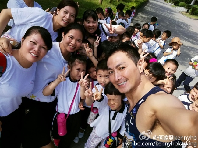 Hà Gia Kính phong độ tuổi U60 ảnh 3 Ha Gia Kinh phong do tuoi U60 anh 3