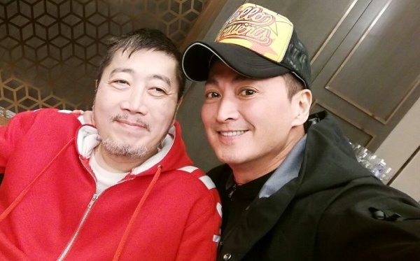 'Trien Chieu' Ha Gia Kinh: Tuoi U60 giau co, khong gia dinh hinh anh