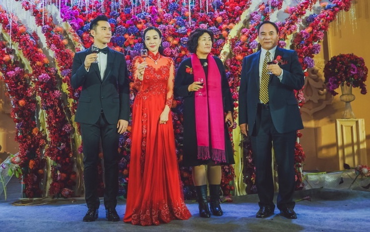 Dam cuoi Chung Le De anh 10