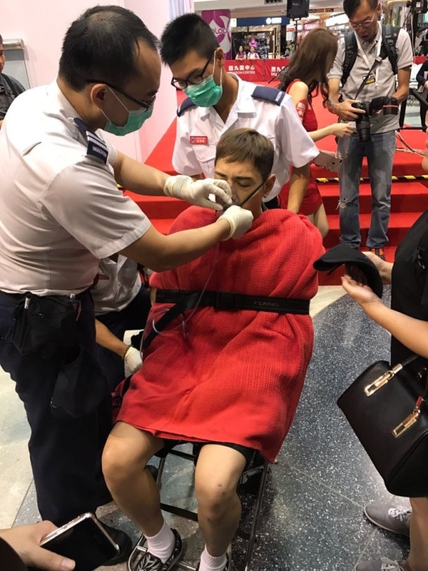 Tai tu dong phim Ly Tieu Long nhap vien anh 1