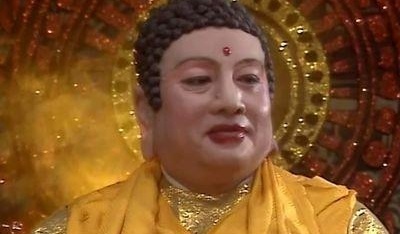 Dien vien dong 'Phat To Nhu Lai' song ben vo cung 3 con gai hinh anh