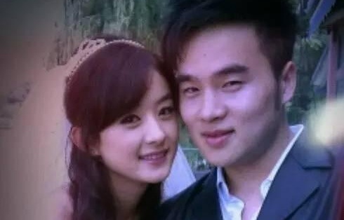 Trieu Le Dinh len tieng sau khi bi tung anh cuoi 5 nam truoc hinh anh