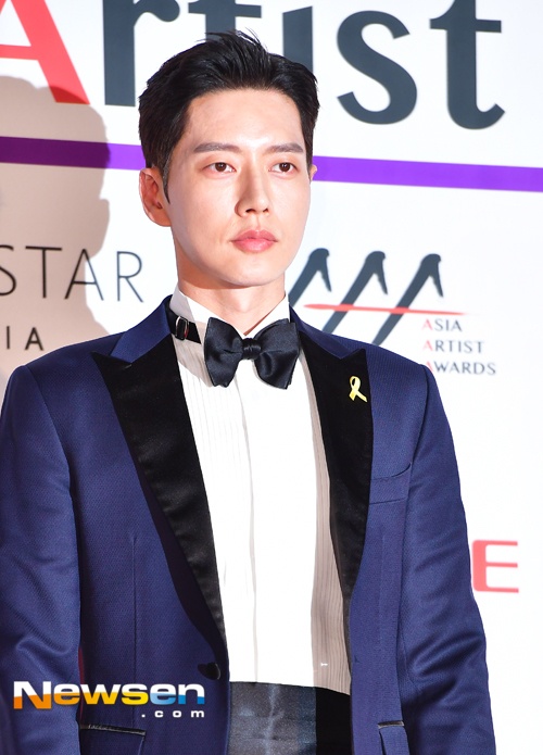 Chi Pu tren tham do Asia Artist Awards anh 11