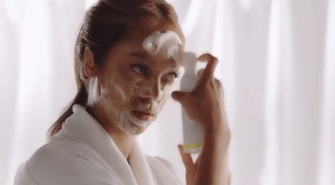 Bi quyet tre lau cua Tyra Banks hinh anh