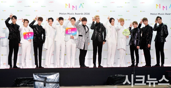 EXO,  BTS thong tri le trao giai lon nhat nhi Kpop anh 11