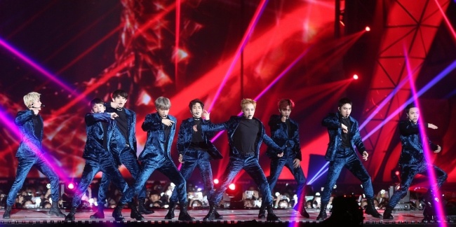 EXO,  BTS thong tri le trao giai lon nhat nhi Kpop anh 1