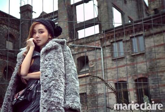 Cuu thanh vien SNSD mac sang chanh ngay lanh anh 4